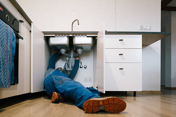 Professional Leak Detection technician working in Muldrow, OK